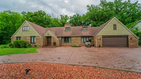 2052 E Hickory St, Crete, IL 60417 photo 2