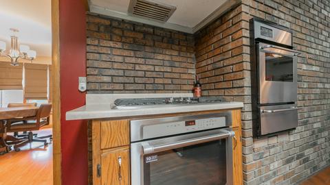 2052 E Hickory St, Crete, IL 60417 photo 46