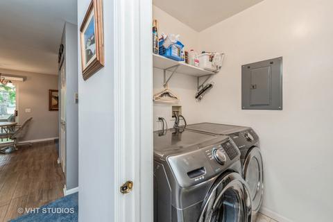 1944 Matthew Ct #A, Elgin, IL 60123 photo 14