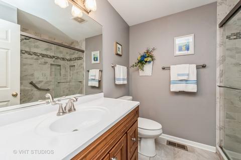 1944 Matthew Ct #A, Elgin, IL 60123 photo 11