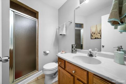 2054 Constitution Ct, Aurora, IL 60506 photo 9