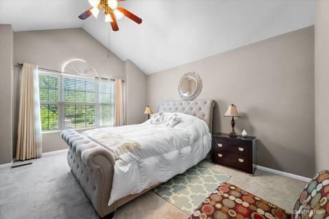 2054 Constitution Ct, Aurora, IL 60506 photo 10