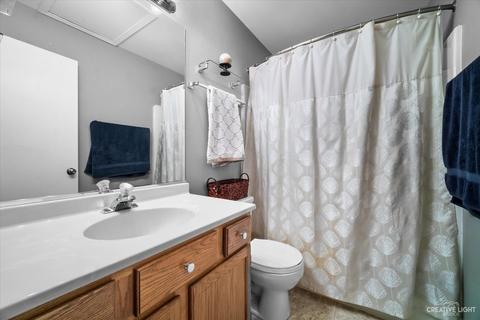 2054 Constitution Ct, Aurora, IL 60506 photo 14