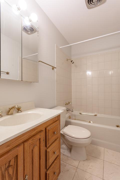 820 S May St #E, Chicago, IL 60607 photo 21