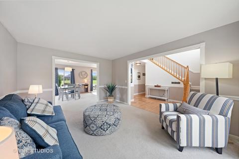 2688 Stuart Kaplan Dr, Aurora, IL 60503 photo 8