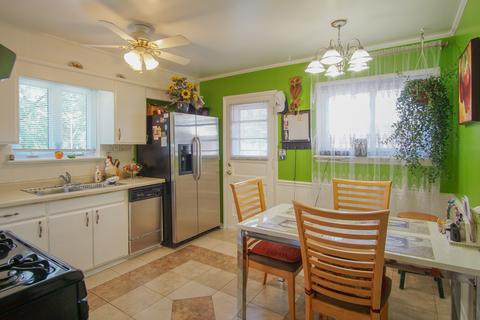 385 S Wolf Rd, Wheeling, IL 60090 photo 5