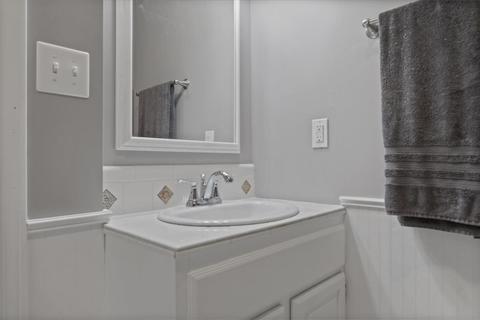 3414 Windmill Rd, Bloomington, IL 61704 photo 6