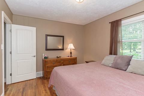 704 Marshall Ln, Bloomington, IL 61701 photo 9