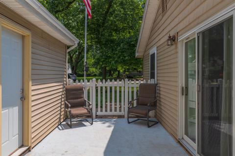 704 Marshall Ln, Bloomington, IL 61701 photo 21