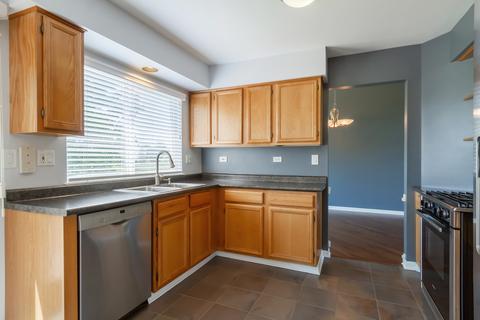 370 Sundance Dr, Bartlett, IL 60103 photo 9