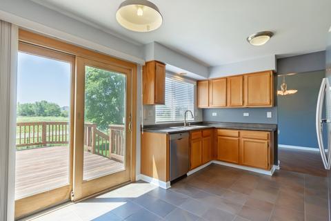 370 Sundance Dr, Bartlett, IL 60103 photo 7
