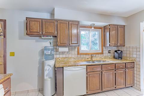 225 S Cherry St, Itasca, IL 60143 photo 10