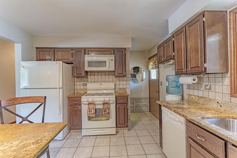 225 S Cherry St, Itasca, IL 60143 photo 9