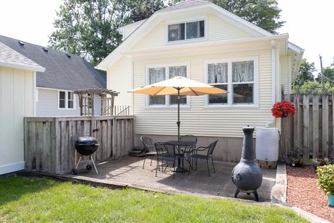 585 Kirk Ave, Elgin, IL 60120 photo 18