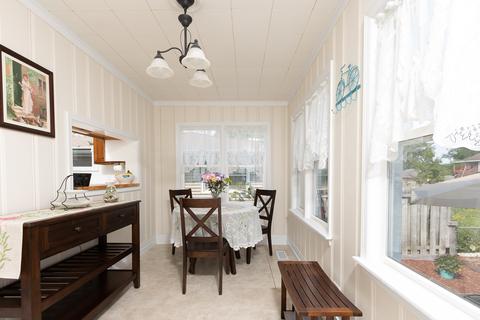 585 Kirk Ave, Elgin, IL 60120 photo 8