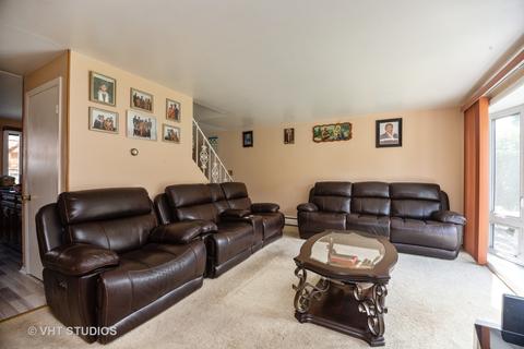 8815 Robin Dr #B, Des Plaines, IL 60016 photo 2