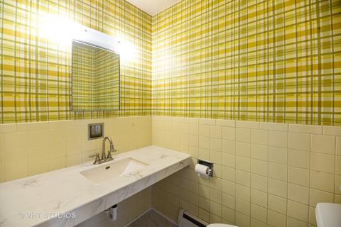 8815 Robin Dr #B, Des Plaines, IL 60016 photo 10