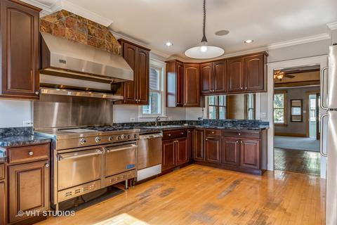 369 Moseley St, Elgin, IL 60123 photo 9