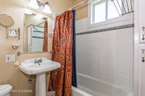 369 Moseley St, Elgin, IL 60123 photo 11
