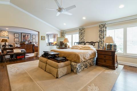 2745 Summit Dr, Glenview, IL 60025 photo 7