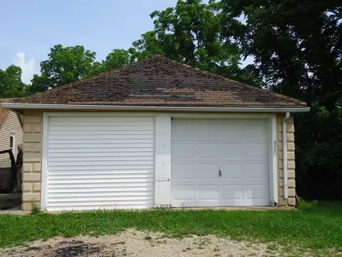 101 Prairie St, Spring Valley, IL 61362 photo 3