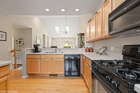 871 Eineke Blvd, Algonquin, IL 60102 photo 7