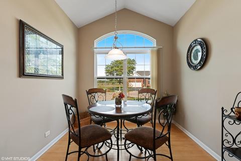 871 Eineke Blvd, Algonquin, IL 60102 photo 8