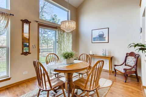 325 E Tall Oaks Ln, Itasca, IL 60143 photo 9