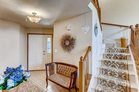 325 E Tall Oaks Ln, Itasca, IL 60143 photo 5