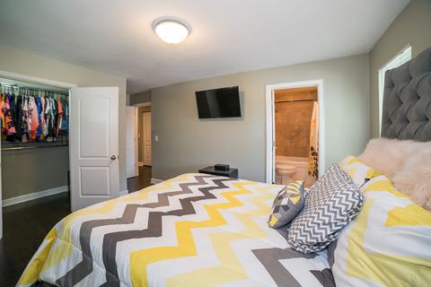 601 E 88th Pl, Chicago, IL 60619 photo 18