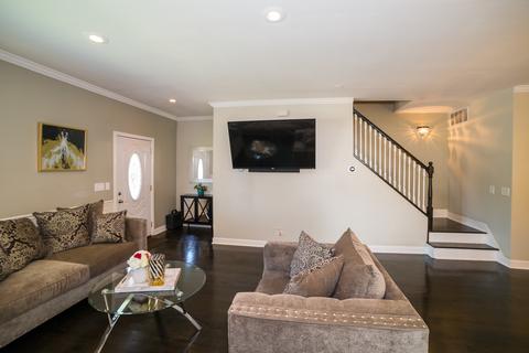 601 E 88th Pl, Chicago, IL 60619 photo 3