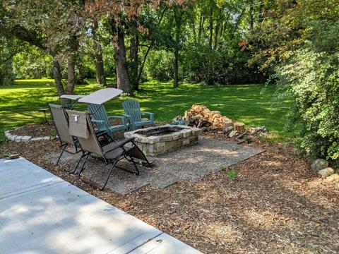 1108 Forest Dr, Elgin, IL 60123 photo 14