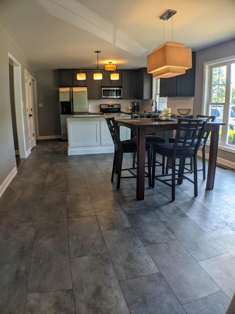1108 Forest Dr, Elgin, IL 60123 photo 3
