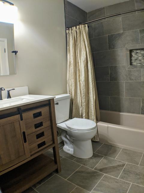 1108 Forest Dr, Elgin, IL 60123 photo 24