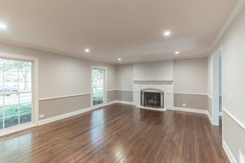 2135 Butternut Ln, Northbrook, IL 60062 photo 8