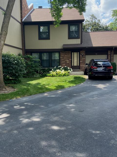 316 Forestway Ln, Wheeling, IL 60090 photo 1