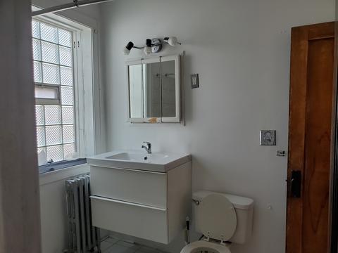 8015 S Eberhart Ave, Chicago, IL 60619 photo 7