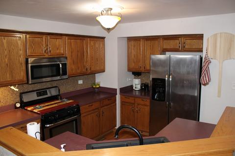 2404 Red Oak Ct, Plainfield, IL 60586 photo 9