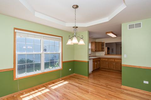 16008 Fairfield Dr, Plainfield, IL 60586 photo 6