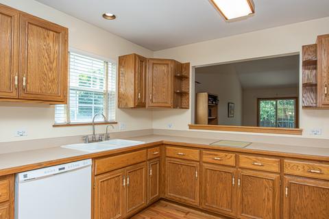 16008 Fairfield Dr, Plainfield, IL 60586 photo 7