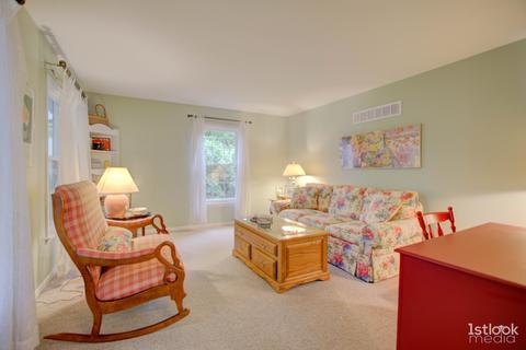 1213 Howard Cir, Wheaton, IL 60187 photo 5