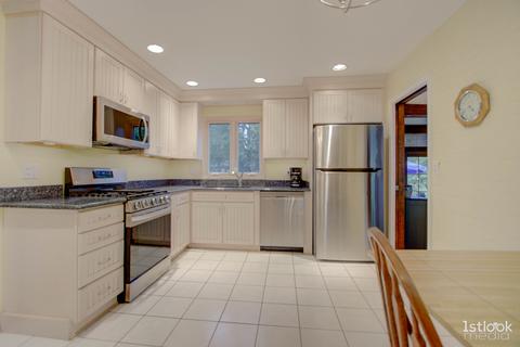 1213 Howard Cir, Wheaton, IL 60187 photo 12