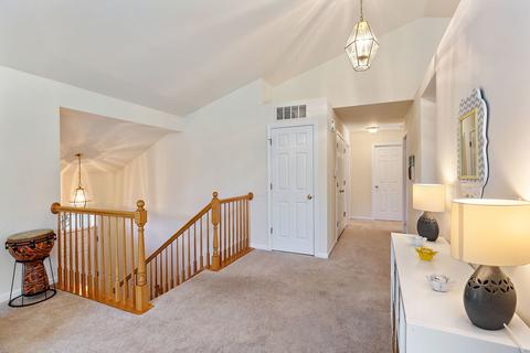 5202 Cobblers Xing, Mchenry, IL 60050 photo 2