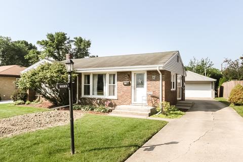 18 N Meyer Ct, Des Plaines, IL 60016 photo 1