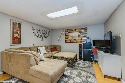 1252 Erie St, Elgin, IL 60123 photo 14