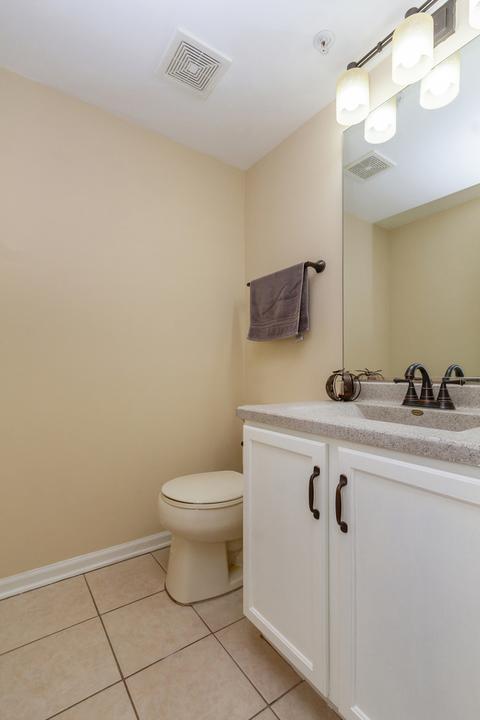 24 Cherbourg Ct, Wheeling, IL 60090 photo 9