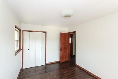 524 Amherst Ave, Des Plaines, IL 60016 photo 12