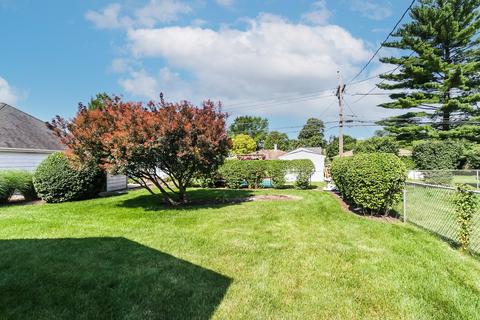 934 W Grant Dr, Des Plaines, IL 60016 photo 19