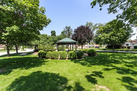 934 W Grant Dr, Des Plaines, IL 60016 photo 22