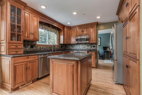 705 Crab Tree Ln, Bartlett, IL 60103 photo 11